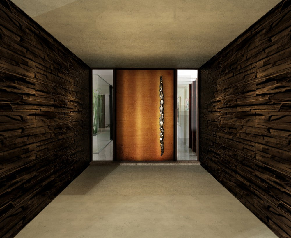 DECORATIVE HARDWARE: FRONT DOOR DECORATION FOR A MODERN LOOK
