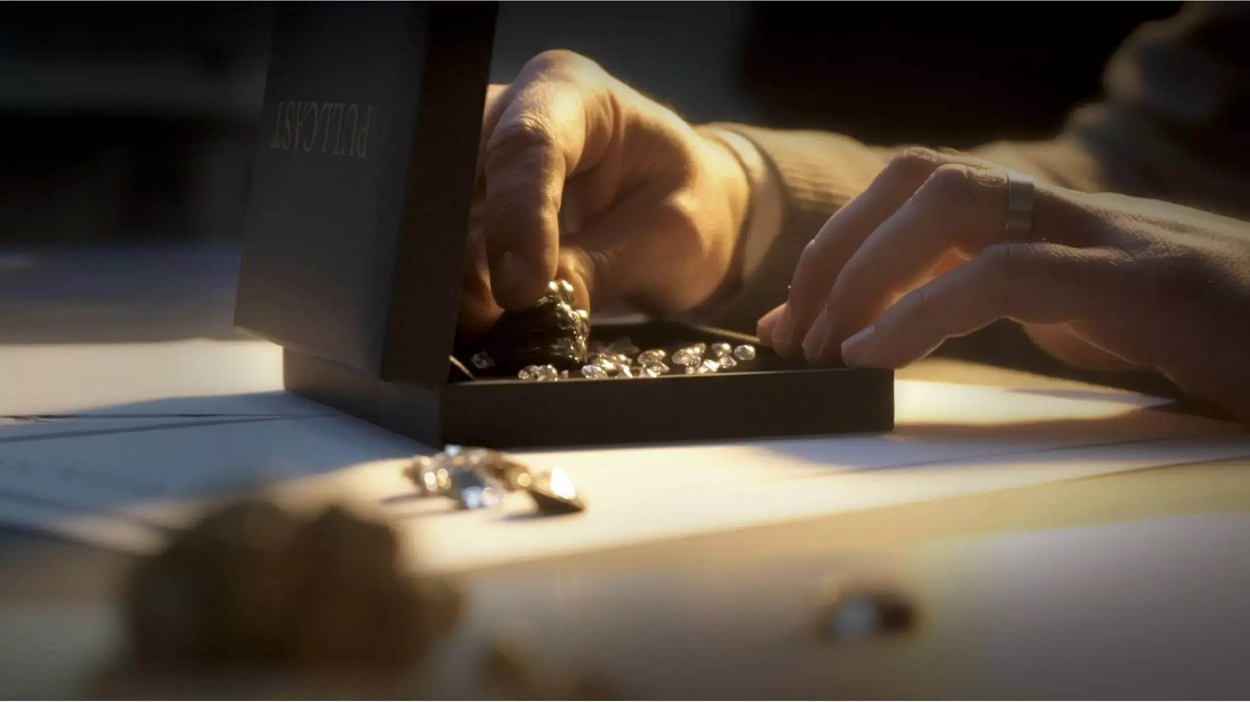 5 TIPS FOR CHOOSING THE PERFECT JEWELRY HARDWARE FOR YOUR DESIGNS