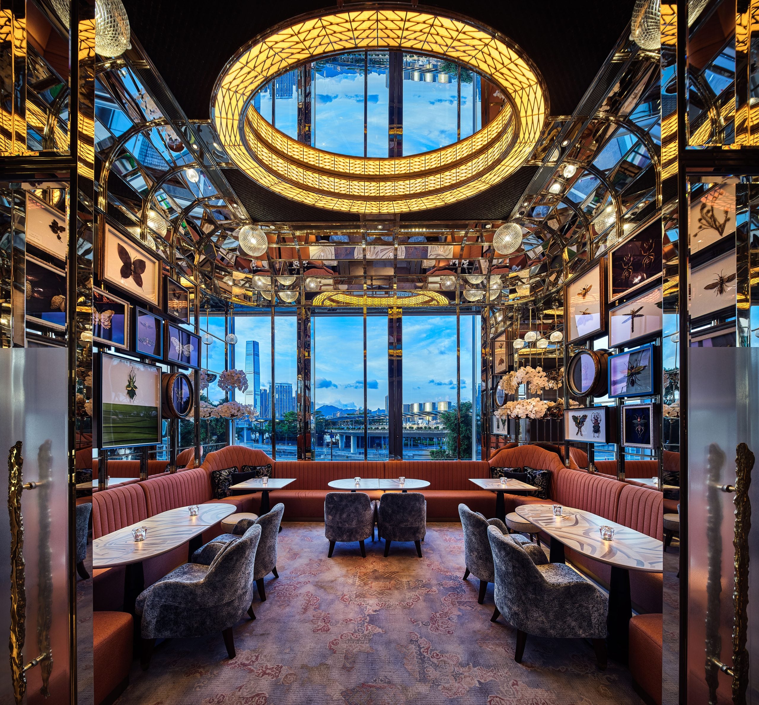 FOUR SEASONS HONG KONG WITH EXCEPTIONAL HARDWARE BY PULLCAST