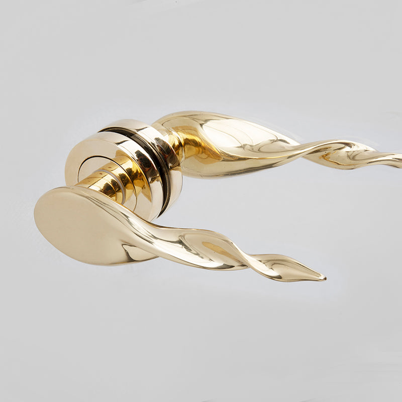 LUXURY GOLD DOOR LEVER LIBERTY CM3025 BY PULLCAST JEWELRY HARDWARE