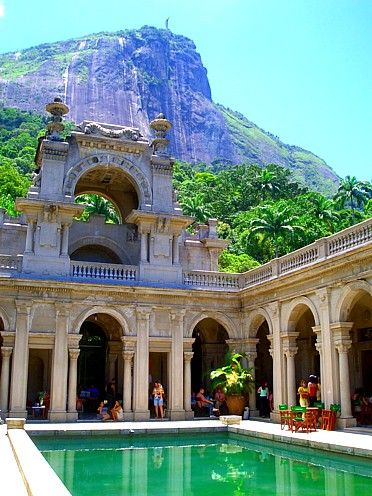 Travel Season: Rio de Janeiro Luxury Guide