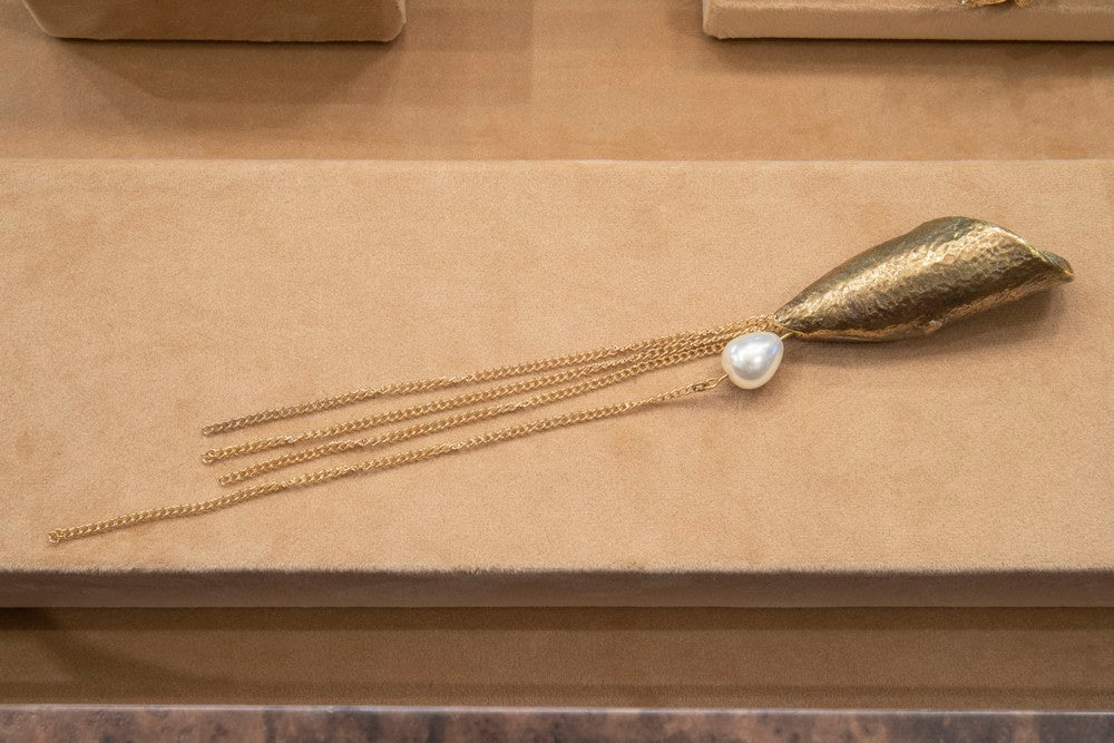 DESIGN RARITY IN THE FORM OF JEWELRY HARDWARE